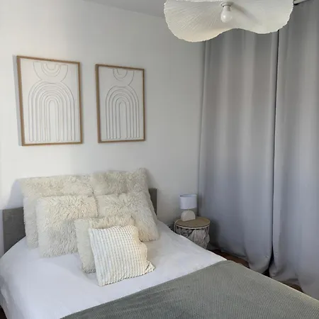 Homestay Proche Circuit Des 24h Etival-les-le-Mans